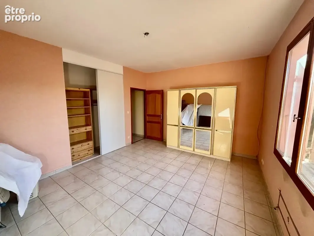 Valréas - maison  de 129 m2 avec garage  et jardin clos. - photo 13