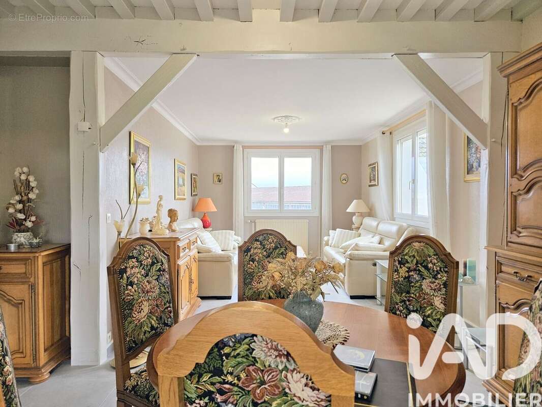 Photo 4 - Maison à VAROIS-ET-CHAIGNOT