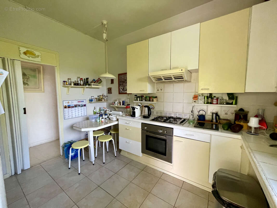 Magnifique propriete t5 + appartement t2 avec piscine vue mer centre du gosier - photo 20