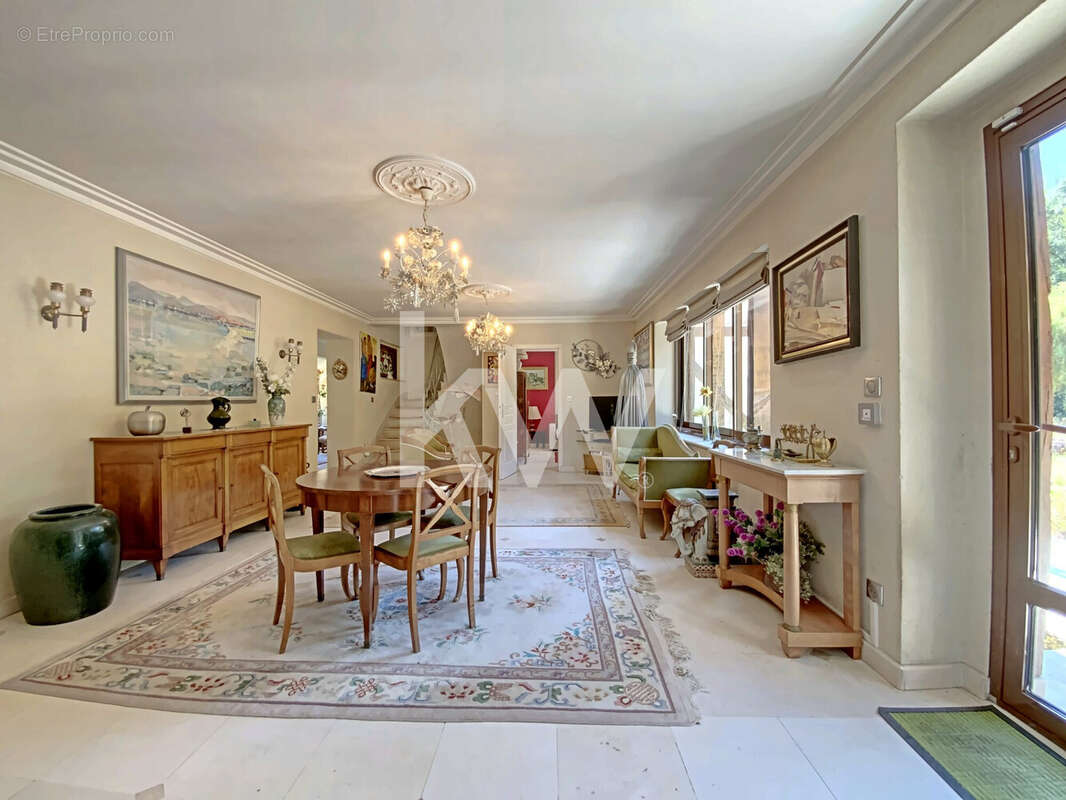 Maison 235 m² à Pruniers-En-Sologne  - photo 8