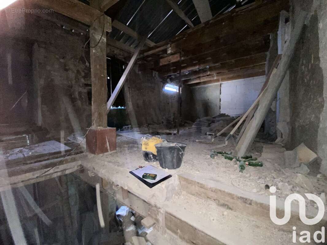 Appartement 308 m² à Bagnols-Sur-Ceze  - photo 8