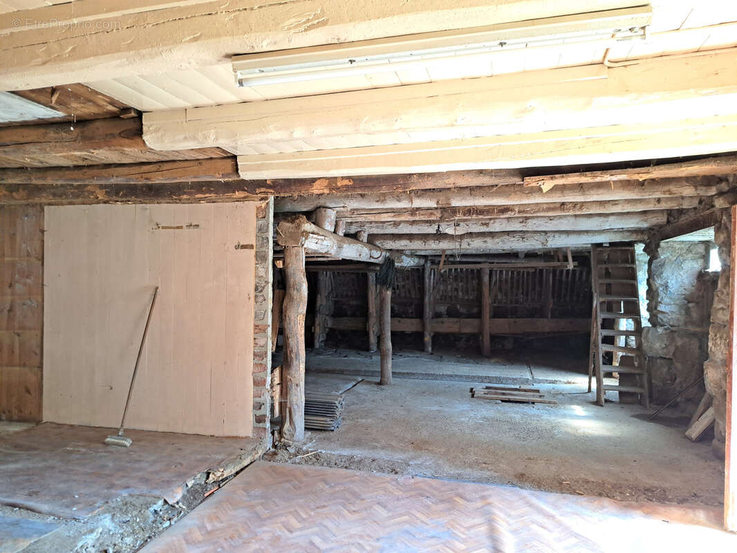 Ancienne ferme commune du Mazet st voy - photo 7