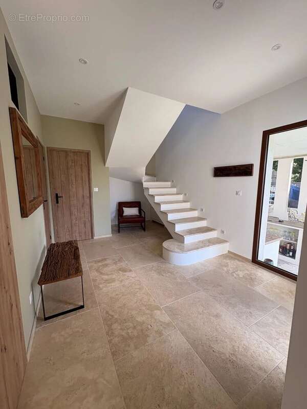 Magnifique maison sur La barben - photo 15