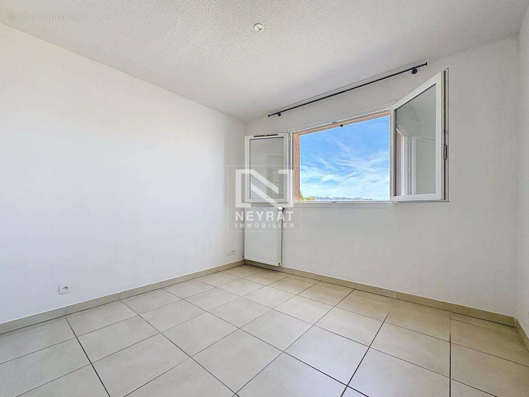 Maison à ROQUEBRUNE-SUR-ARGENS