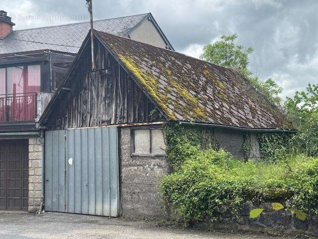 Maison à TREIGNAC
