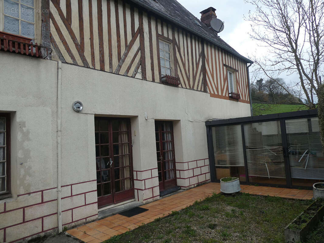 Maison à PONT-L'EVEQUE