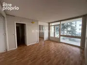 Appartement à MONT-SAINT-AIGNAN