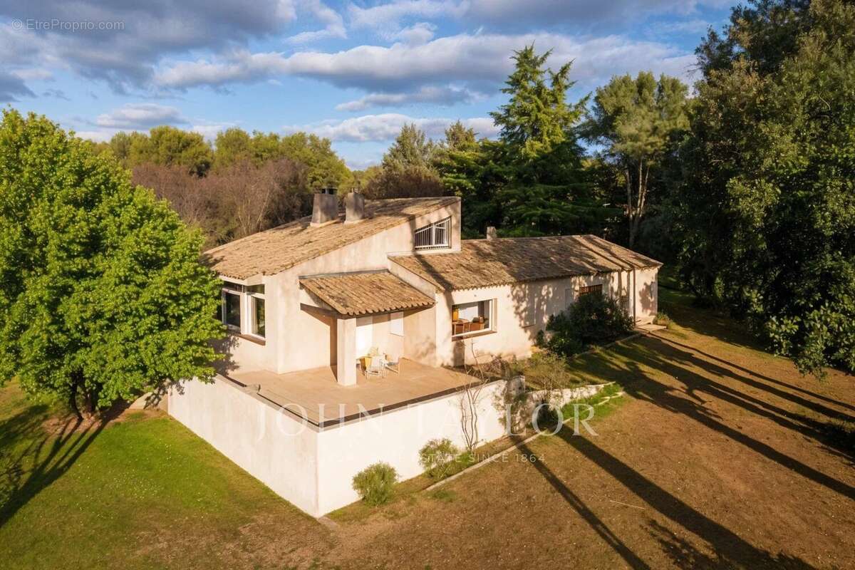 Maison à AIX-EN-PROVENCE