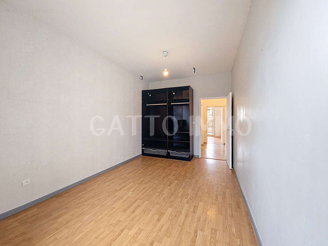 Appartement à AMNEVILLE
