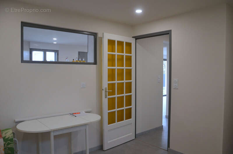 Maison à SAINT-JULIEN-DE-VOUVANTES