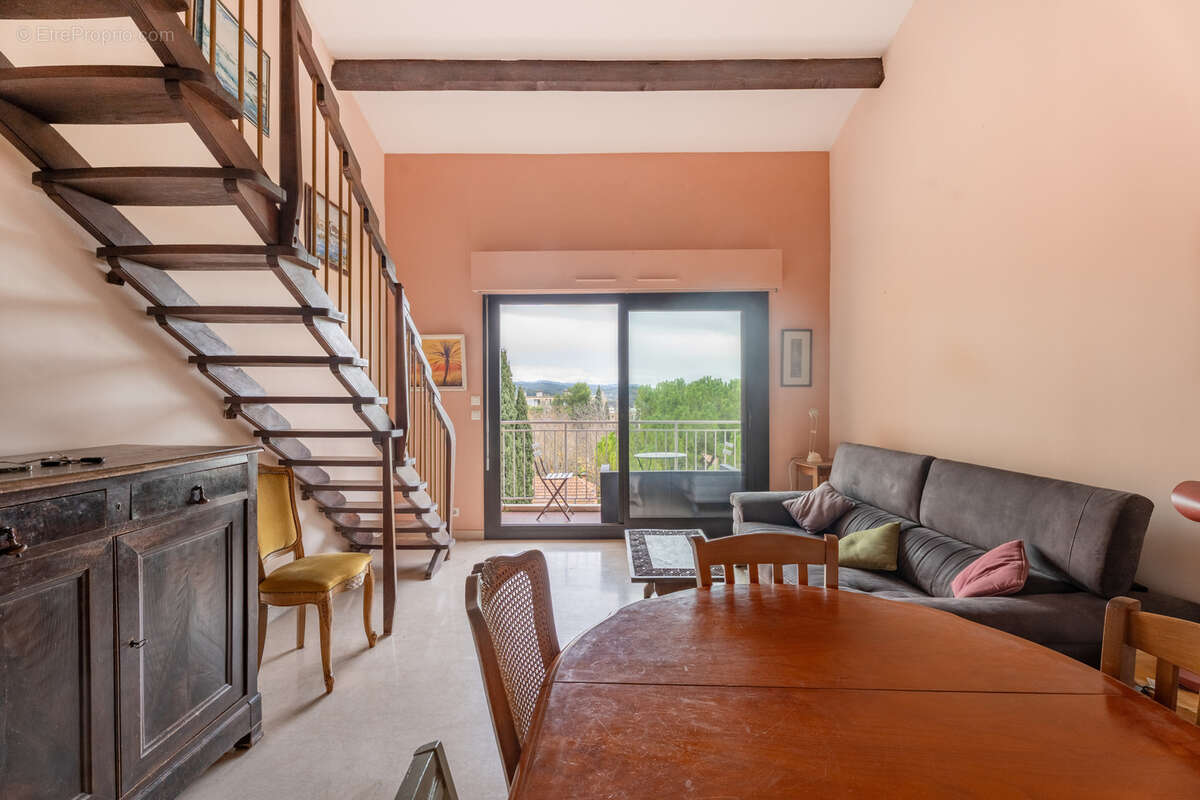 Appartement à AIX-EN-PROVENCE