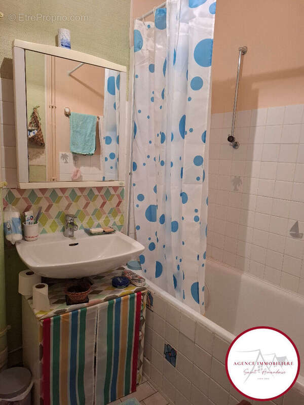 Appartement à SAINT-AMAND-MONTROND