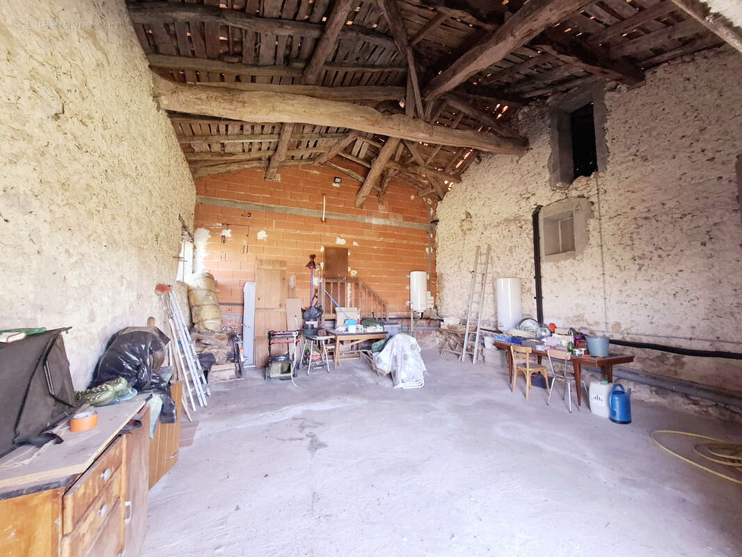 Maison à LAROQUE-TIMBAUT