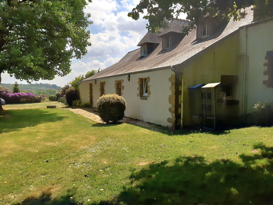 Maison à PLOGONNEC