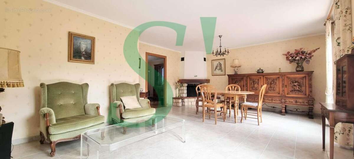 Maison à CHAUMONT-EN-VEXIN