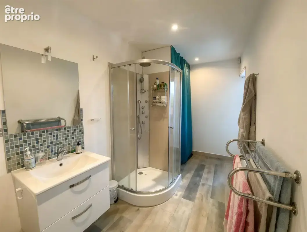 MAISON 207 M2 4 chambres dont une au RDC Piscine - photo 12