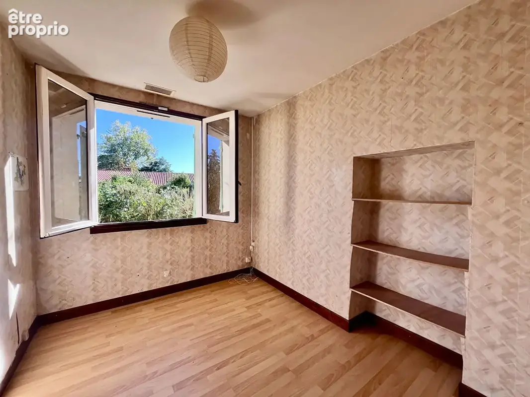 Secteur Villeneuve-sur-Lot, découvrez cette maison de plain-pied de 147 m², comprenant également un appartement indépendant, le  - photo 7