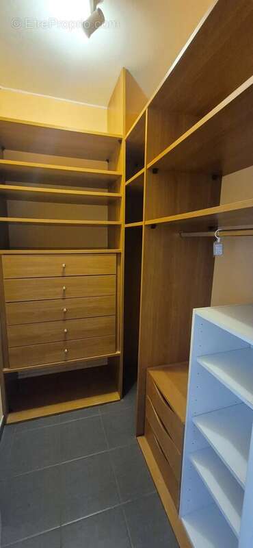 Appartement à VILLENEUVE-LOUBET
