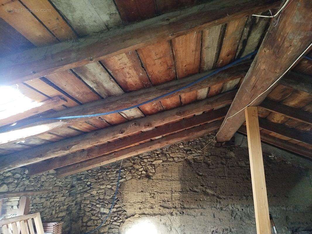 Maison à DORE-L&#039;EGLISE