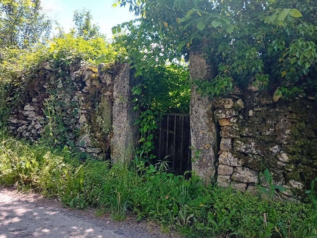 Maison à LIMOGNE-EN-QUERCY