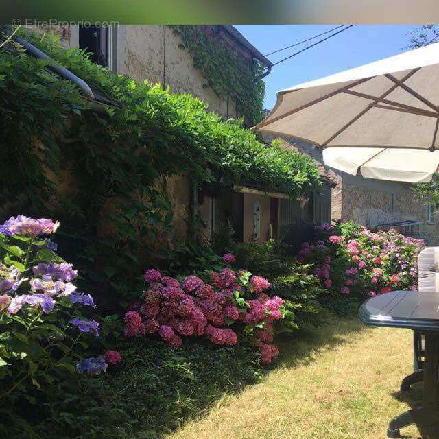 Maison à MHERE