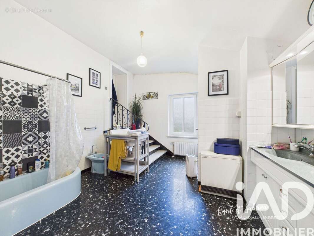 Photo 8 - Maison à SAULXURES-SUR-MOSELOTTE