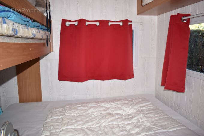 Terrain à SAINT-GEORGES-D&#039;OLERON