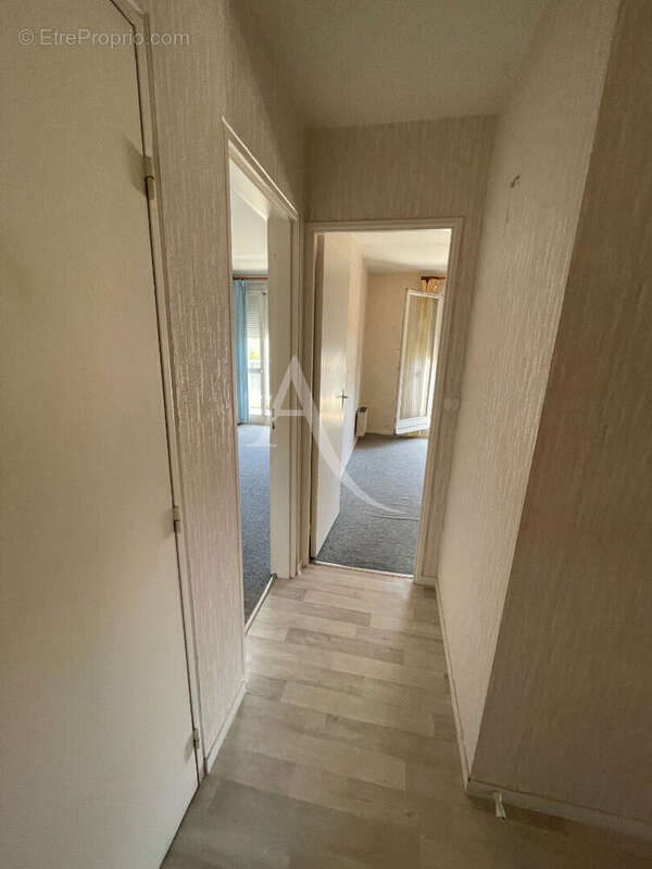 Appartement à SAINT-JEAN-DE-BRAYE