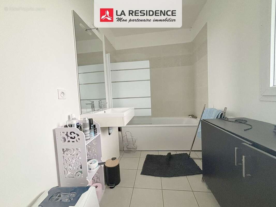 Appartement 36 m² à Bonnieres-Sur-Seine  - photo 2