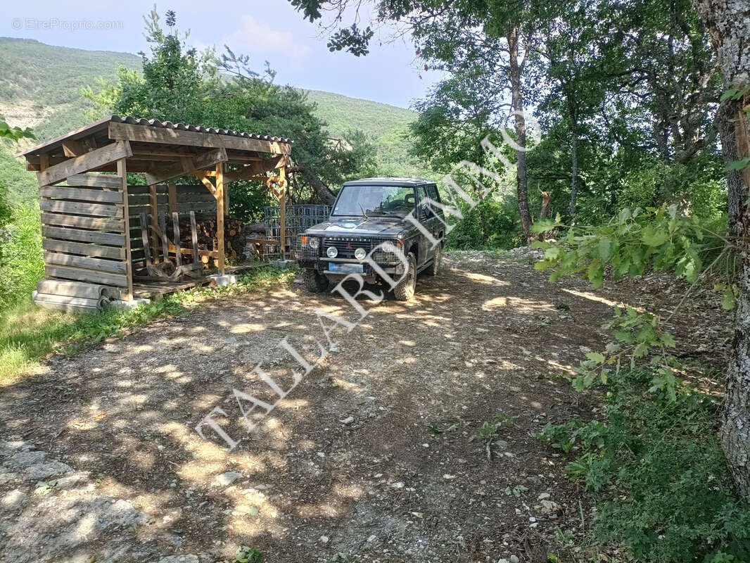 Maison à LARAGNE-MONTEGLIN