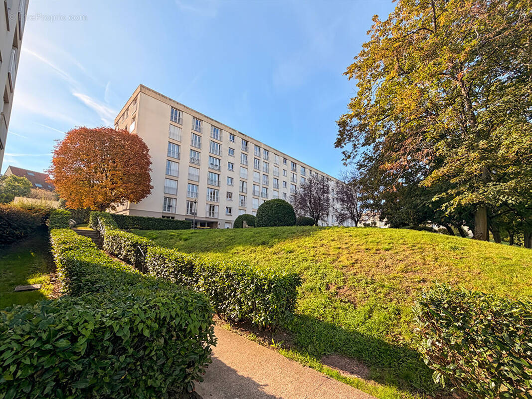 Appartement à VILLEBON-SUR-YVETTE