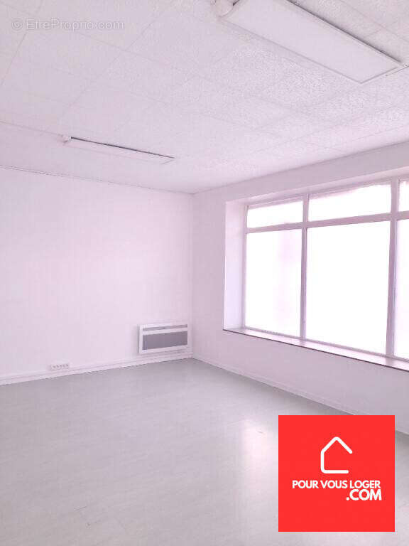 Appartement 150 m² à Sin-Le-Noble  - photo 2