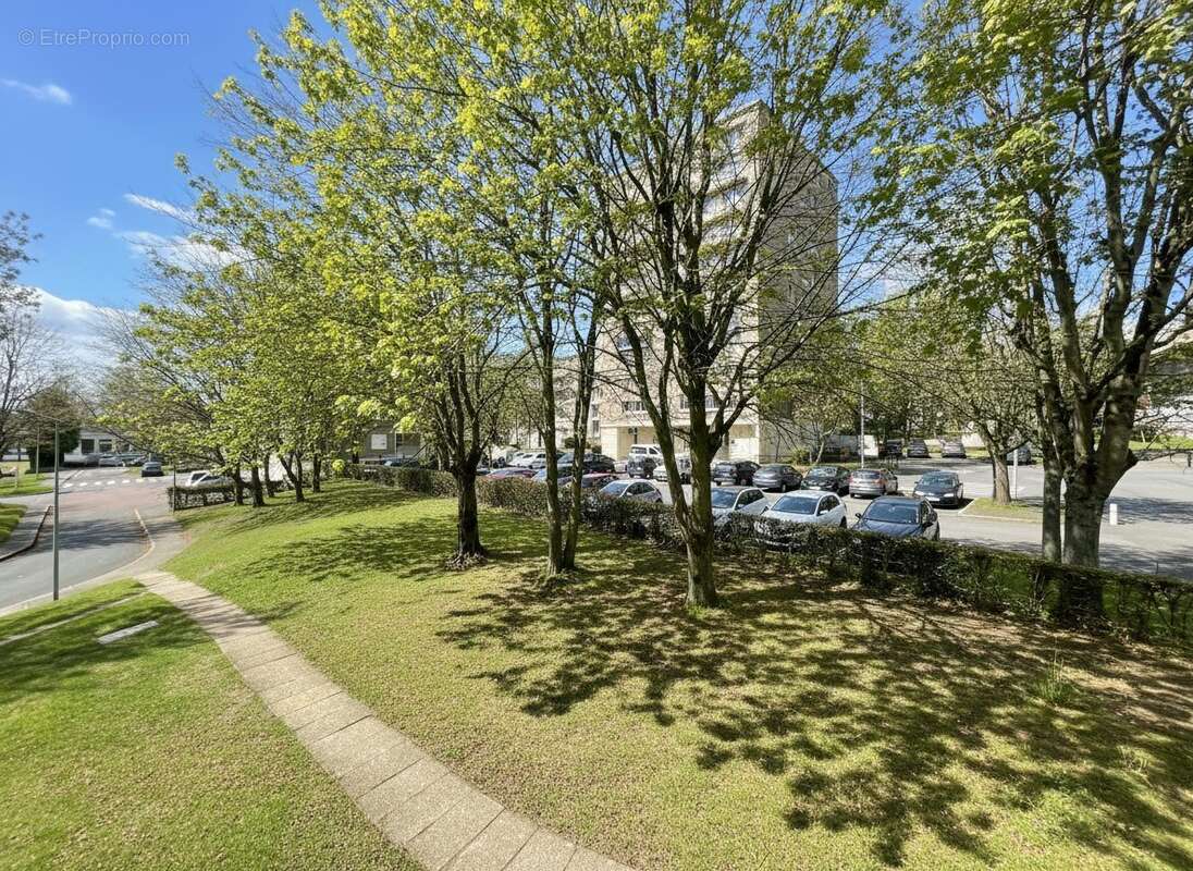 Appartement à HEROUVILLE-SAINT-CLAIR