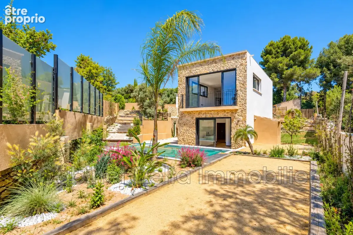 Maison 5 pièces 160 m² à vendre à Saint-Cyr-Sur-Mer (83270) - photo 3