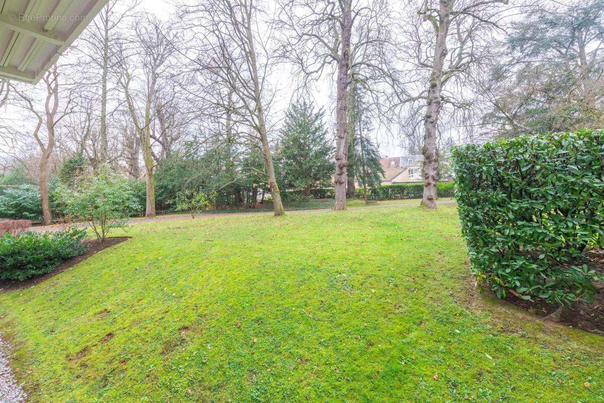 Appartement à LOUVECIENNES