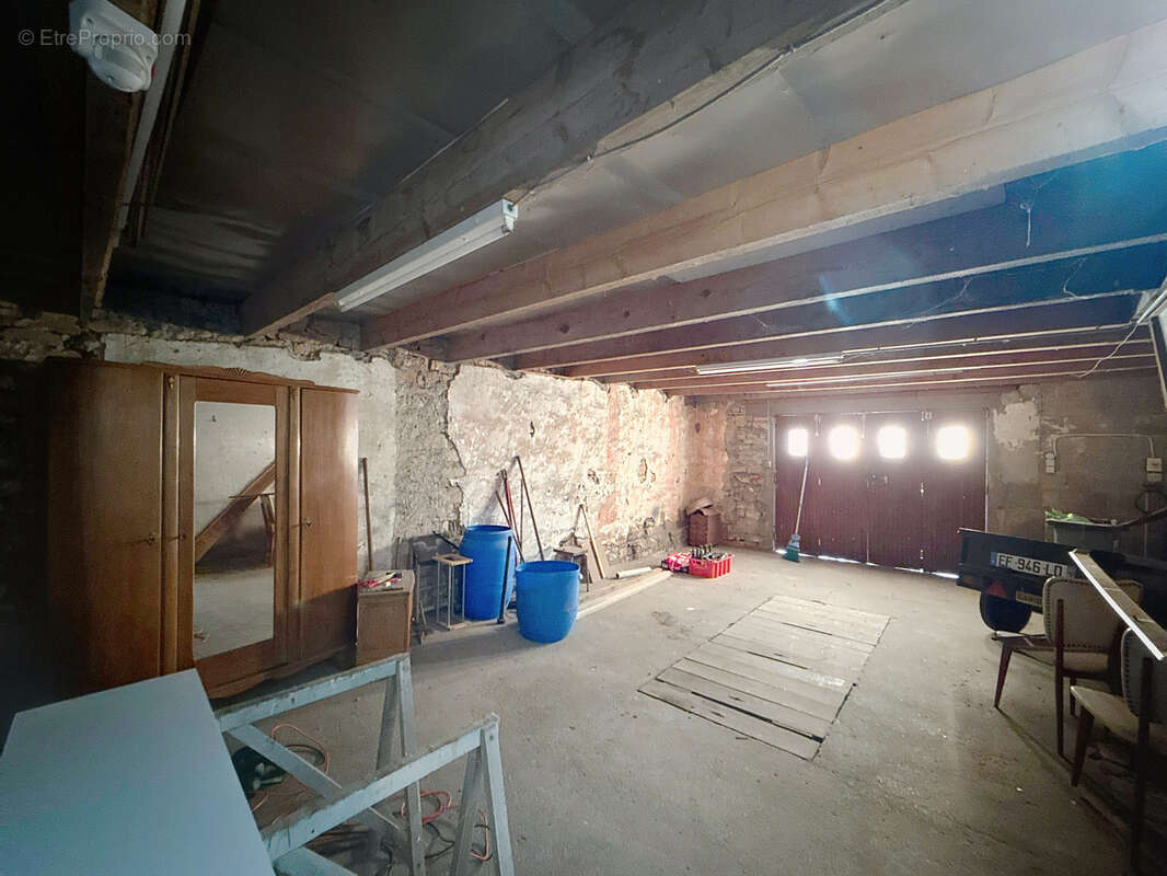 Maison à THIRAUCOURT