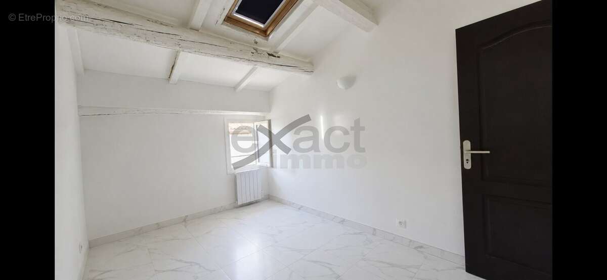 Maison de village à vendre à LEZIGNAN LA CEBE - photo 6