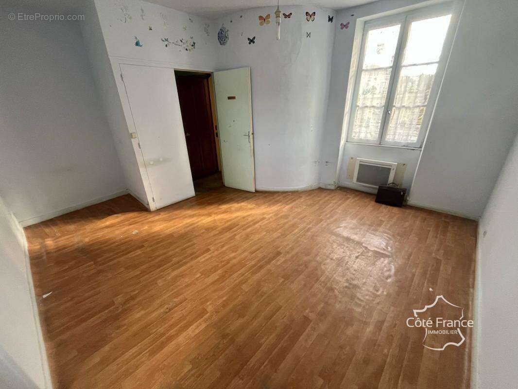 Appartement à CLAMECY