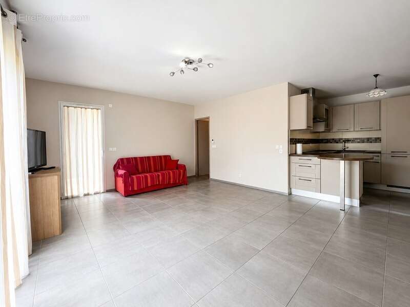 Frangy - appartement t2 lumineux avec terrasse et parking privatif en sous-sol - photo 6
