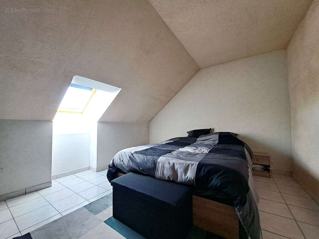 Appartement à PANNESSIERES