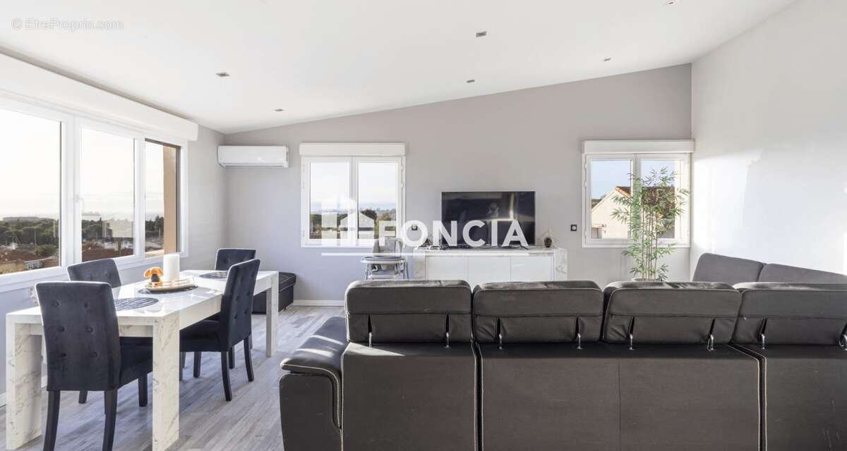 Appartement à PORT-DE-BOUC