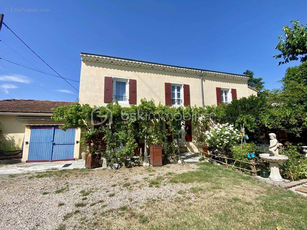 Maison à MONTELIMAR