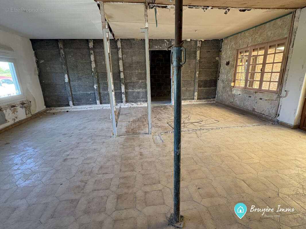 Maison 77 m² à Leval  - photo 3