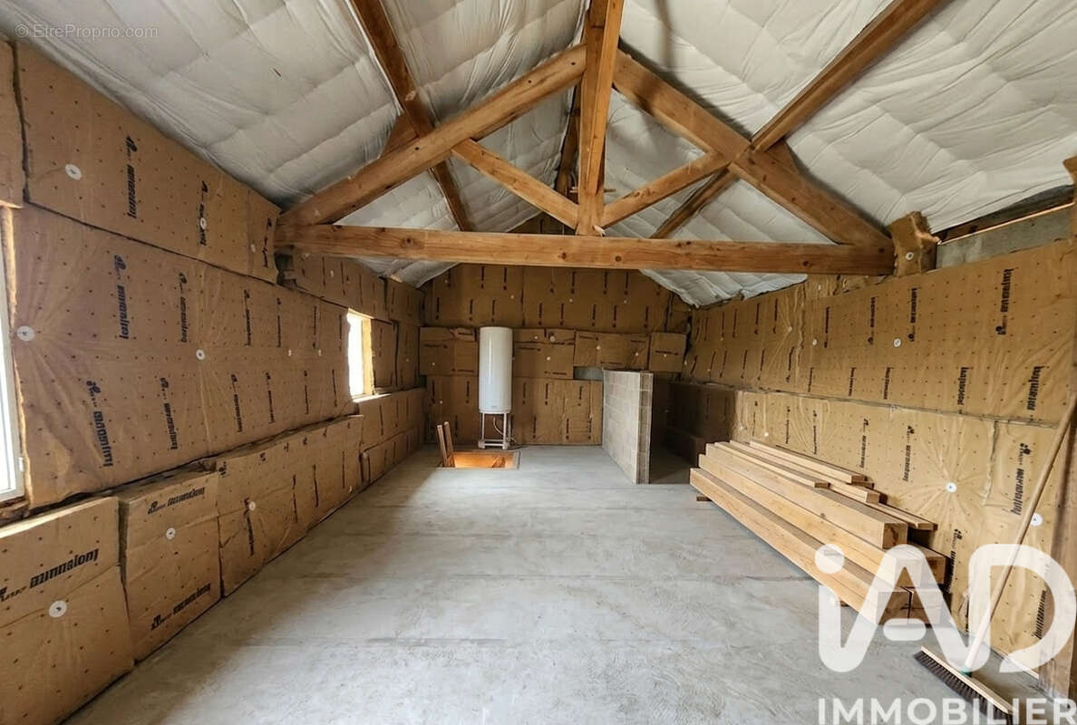 Photo 3 - Maison à CHAMPAGNE-EN-VALROMEY
