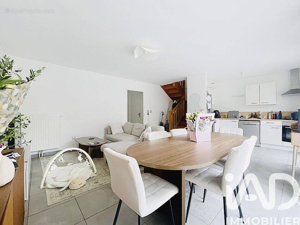 Photo 1 - Maison à CUINCY