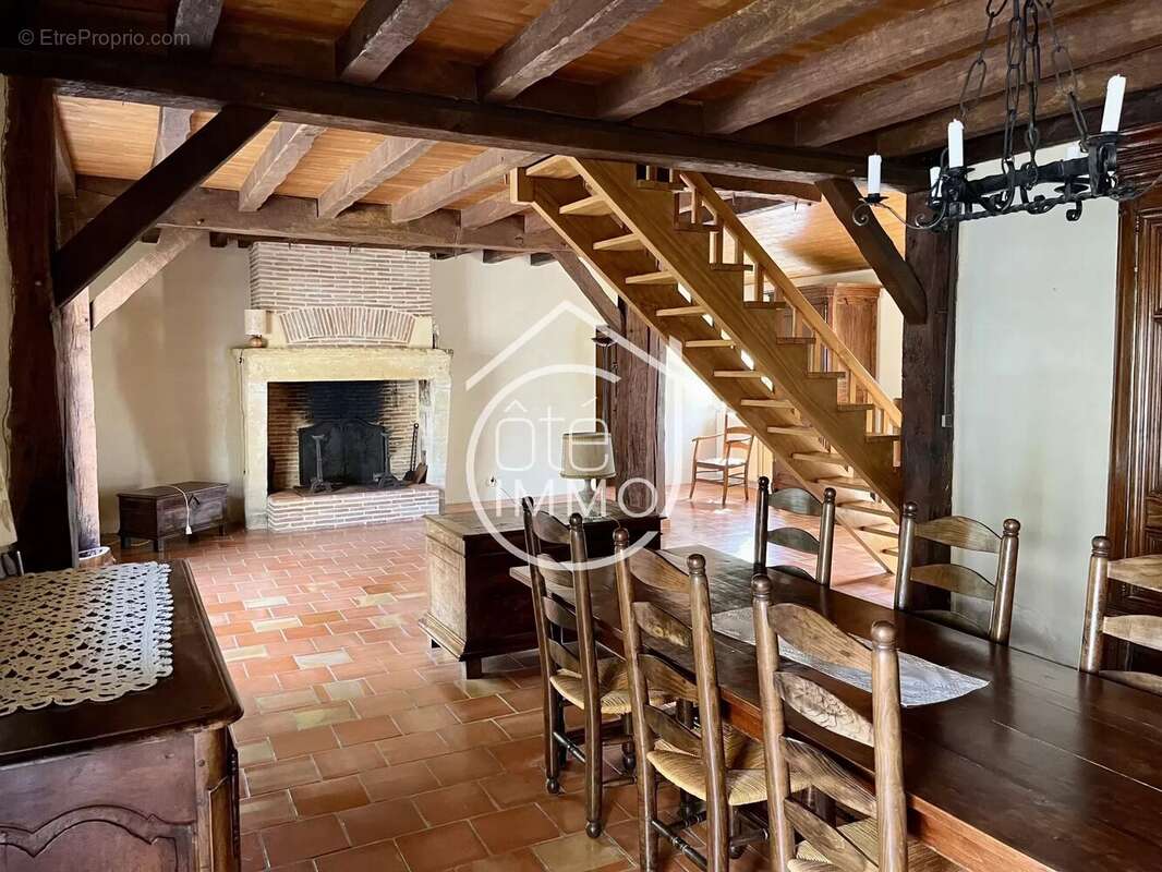 Maison à PRIGONRIEUX