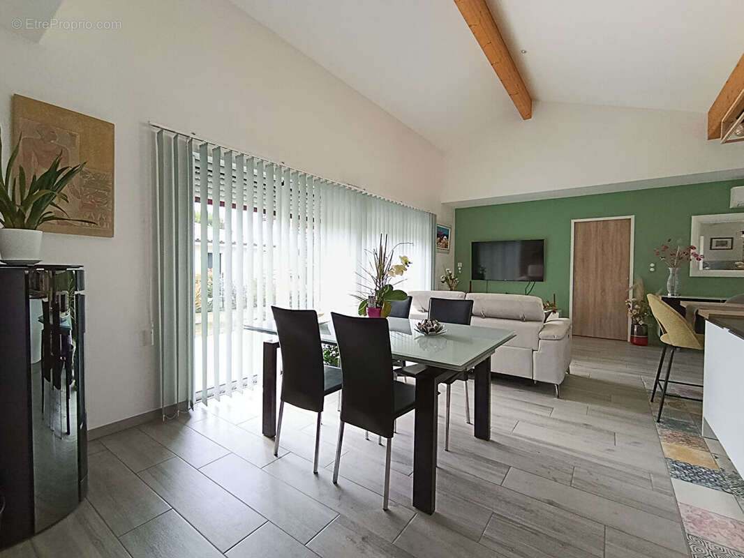 Maison à VIELLE-SAINT-GIRONS