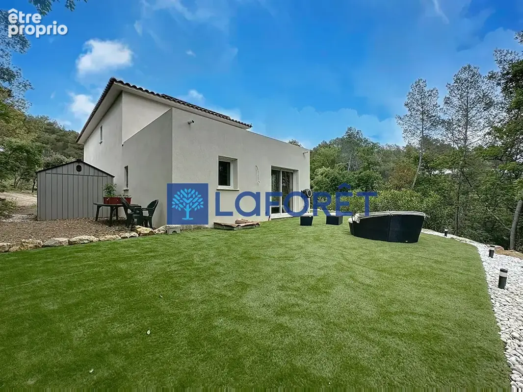 Maison d'exception à vendre à Draguignan - 7 pièces, 6 chambres, 2500 m² de terrain - photo 5