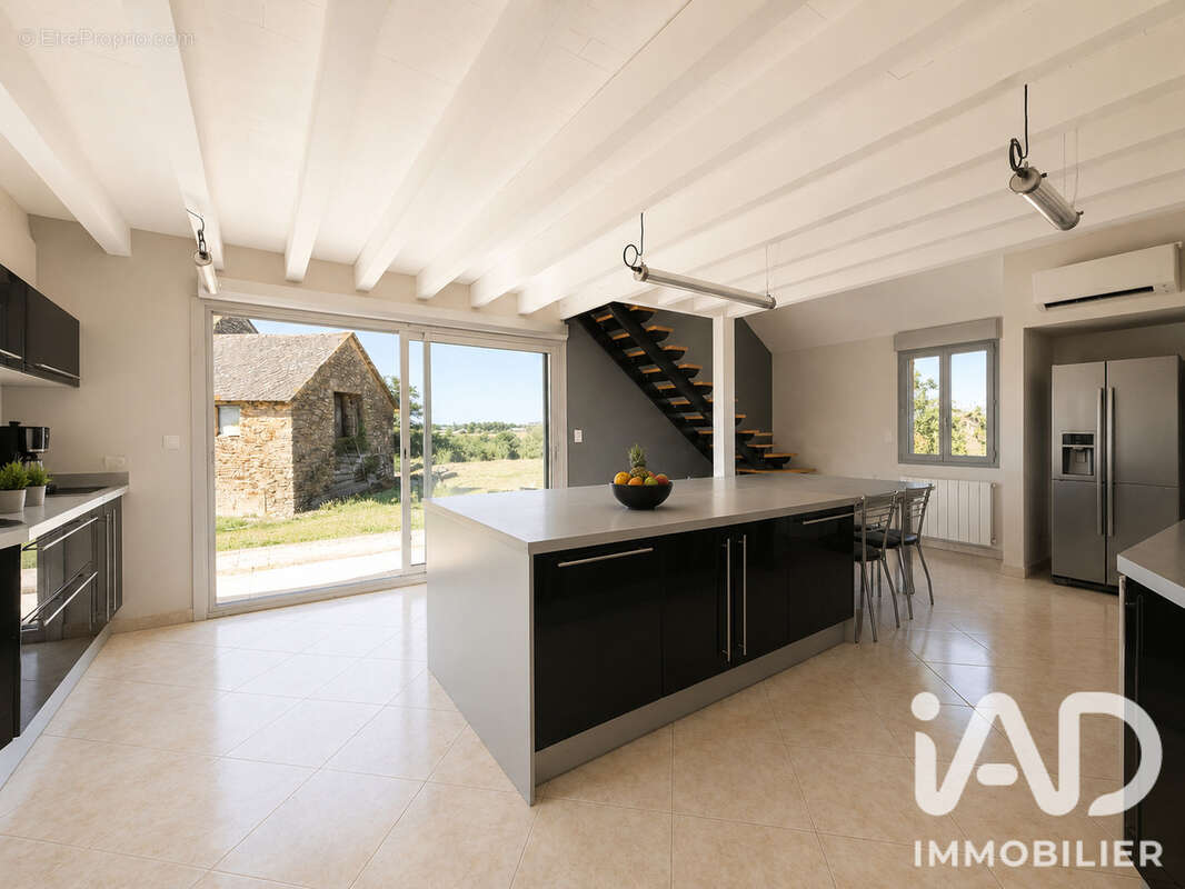 Maison 150 m² à Colombies  - photo 3
