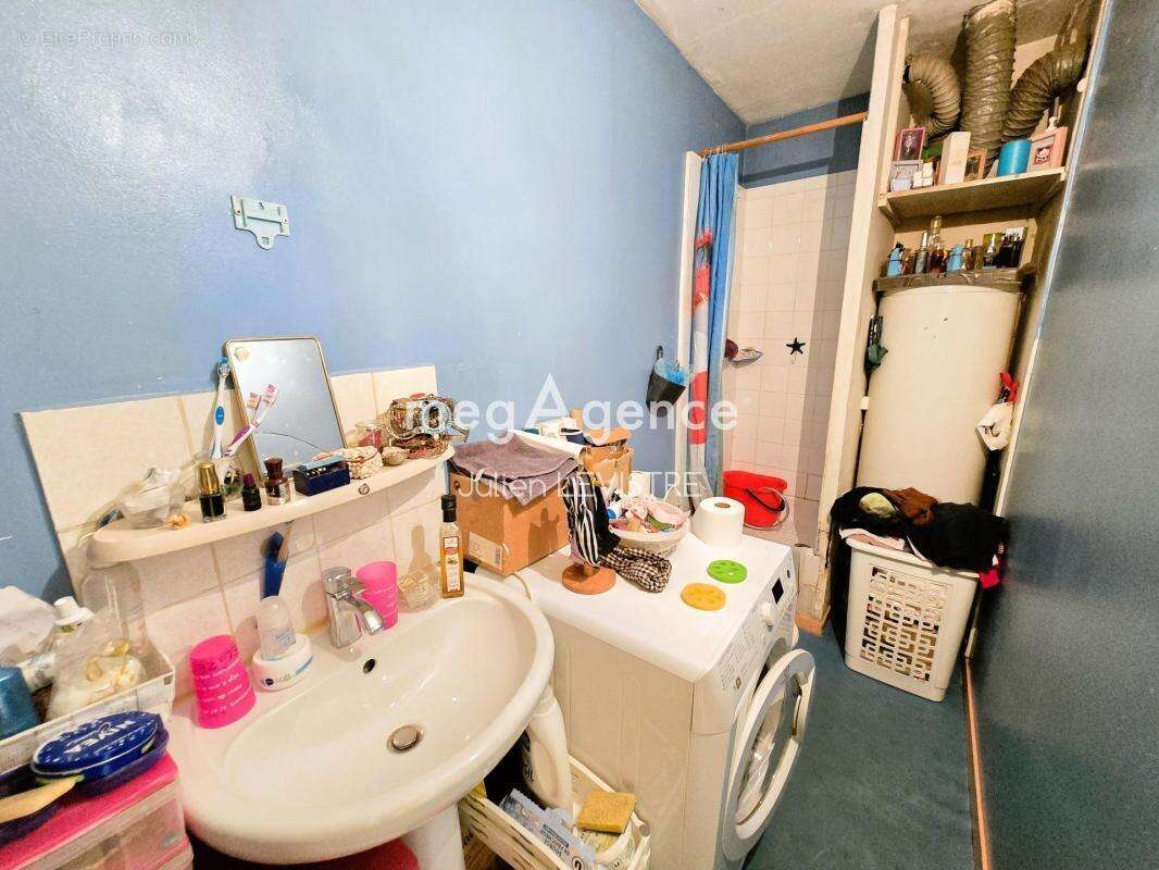 Appartement à AUNEAU